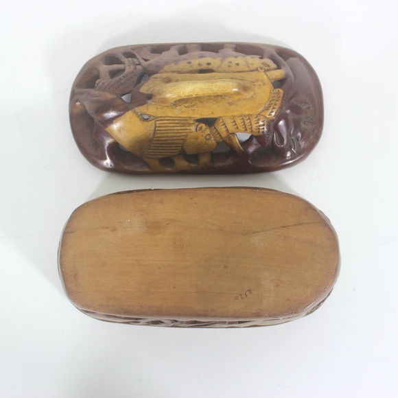 Vintage Carved Wood Box with Lid, Hand Carved African Safari Animals, Handmade - Picture 8 of 9
